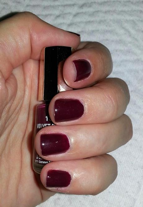 Fantasy , Mavala - Velvet Prune