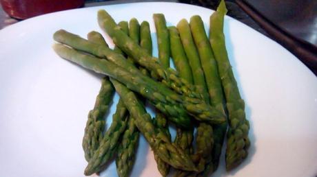 Espárragos abrigados en jamón – Asparagi al prosciutto asparagoprosciutto2