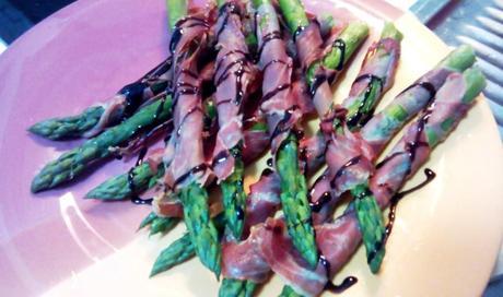 Espárragos abrigados en jamón – Asparagi al prosciutto asparagoprosciutto4