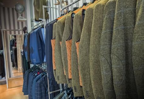 Conociendo a Alles, Sastres y Camiseros.