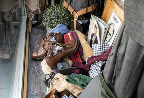 Conociendo a Alles, Sastres y Camiseros.