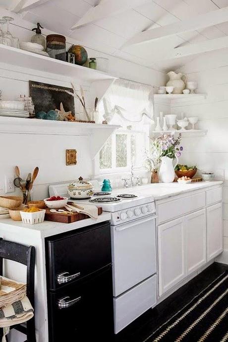 ANTES/DESPUÉS: DE CABAÑA RUINOSA A ESTUDIO ACOGEDOR LLENO DE ENCANTO