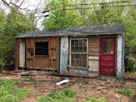 ANTES/DESPUÉS: DE CABAÑA RUINOSA A ESTUDIO ACOGEDOR LLENO DE ENCANTO