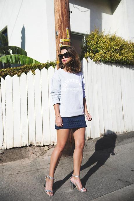 Collage_Vintage_Sweatshirt-Quilted_Skirt-Pink_Wall-Los_Angeles-Outfit-Street_Style-50