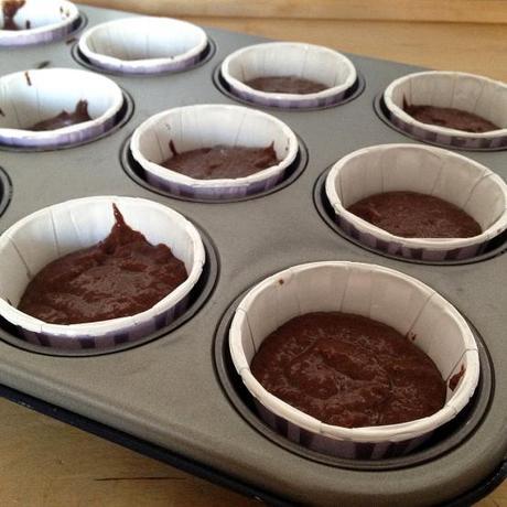 Muffins rápidas de chocolate y almendra recetas postres delikatissen postres sin gluten postres rápidos postres fáciles muffins sin harina muffins sin gluten Muffins de chocolate y almendra muffins de chocolate dulces con almendra molida