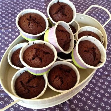 Muffins rápidas de chocolate y almendra recetas postres delikatissen postres sin gluten postres rápidos postres fáciles muffins sin harina muffins sin gluten Muffins de chocolate y almendra muffins de chocolate dulces con almendra molida