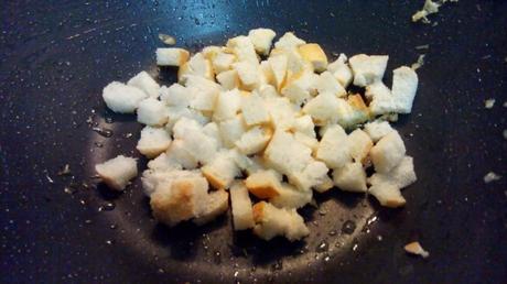 repollo al horno con panceta y picatostes