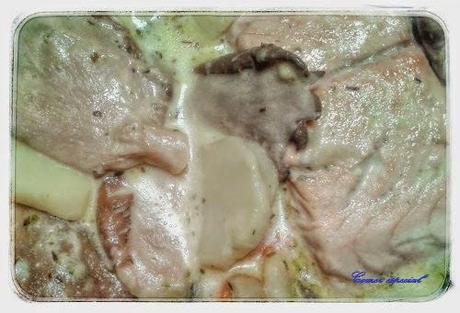 Salmón con setas y patatas en salsa de crema de soja