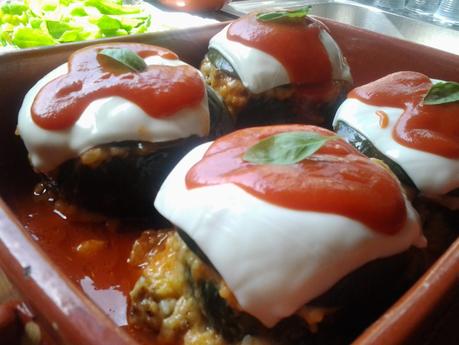 ZAPALLITOS RELLENOS DE VERDURAS Y QUESO