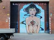 mujer nuevo mundo llega