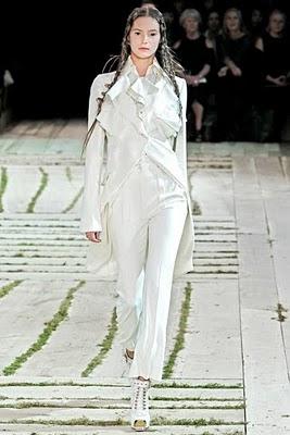 Paris FW: Alexander McQueen