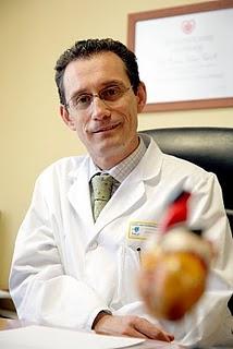 Aprender a distinguir lo nuevo de lo bueno en medio de la medicina defensiva, aconseja el Dr Alberto San Román