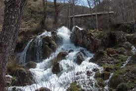 Bienvenidos a la página y/o blog de Los espejos de la Rei...