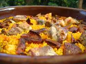 Arroz horno níscalos costillas cerdo.