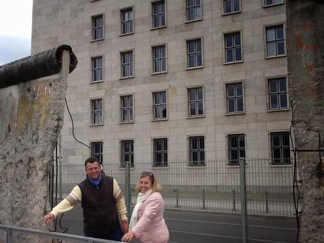 La histórica caída del Muro de Berlín.