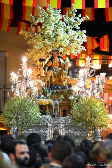 Dos meses después... Galería fotográfica de la Procesión Triunfal de Gloria de la Divina Pastora de Cantillana (V)