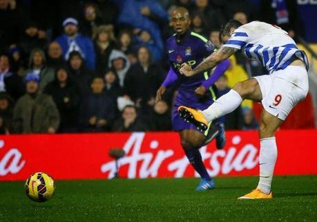 Charlie Austin y 'Kun' Agüero: duelos de 9's