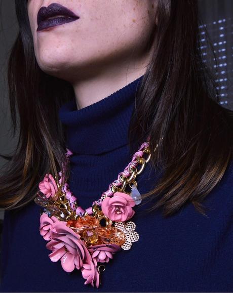 Collar de Flores rosas con cadena // Flowers Necklace with Chain