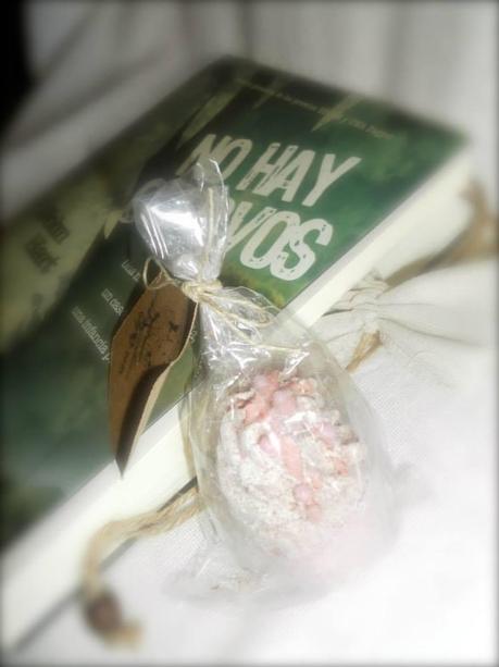 cosmética gourmet, bombas de baño, aceites esenciales, muffins, cremars, cremas, tulipas, torbellinos, gel, esponja, jabon natural, mantequilla, cosmética natural, 