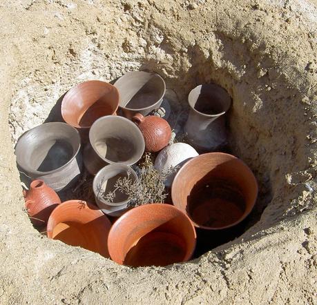 Cerámica prehistórica: cocción en foso y en hoyo