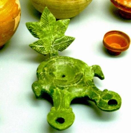 Cerámica, cobre y bronce. Del cobre metal al cobre como esmalte cerámico.