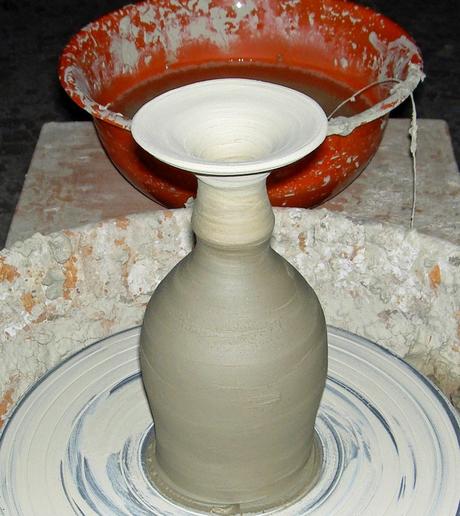 Cerámicas fenicias y tartésicas