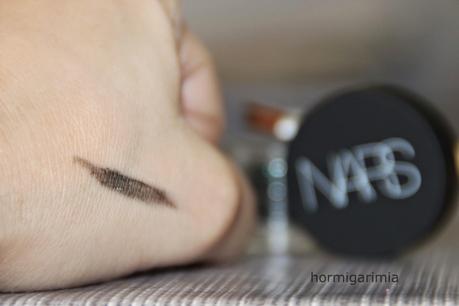 SNAKE EYES DE NARS.