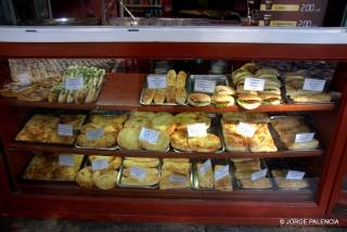 TIENDA DE COMIDA RÁPIDA EN TBILISI