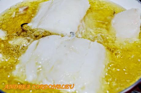 ENSALADA DE BACALAO CONFITADO CON VAINILLA Y AJO.