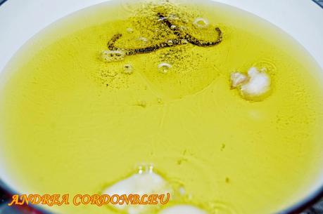 ENSALADA DE BACALAO CONFITADO CON VAINILLA Y AJO.