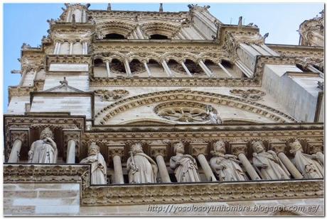 Detalle de la fachada de Notre Dame