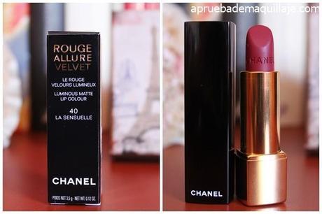 Labial Rouge Allure Velvet en tono 40 La Sensuelle de Chanel
