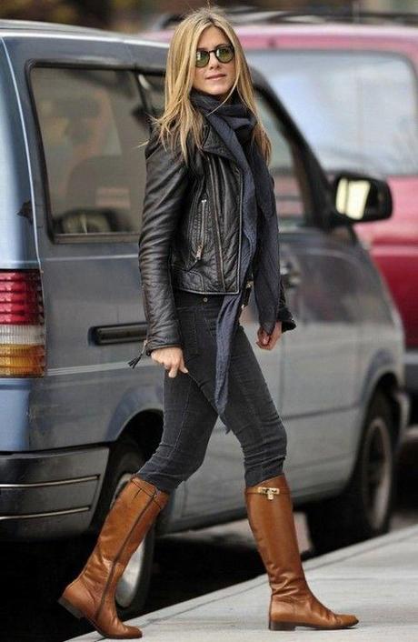 Looks Street: Black leather Jacket
