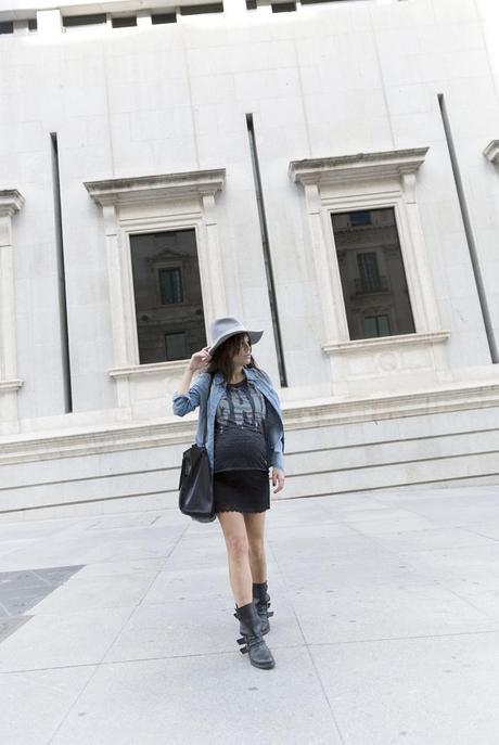 street style barbara crespo dear tee tshirt hake bag bad fashion blogger outfit blog de moda street style barbara crespo dear tee tshirt hake bag bad fashion blogger outfit blog de moda