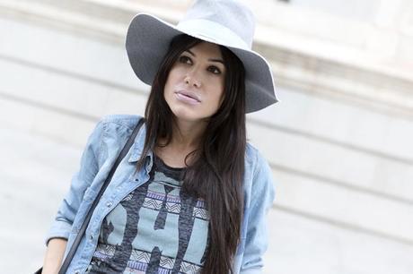 street style barbara crespo dear tee tshirt hake bag bad fashion blogger outfit blog de moda street style barbara crespo dear tee tshirt hake bag bad fashion blogger outfit blog de moda