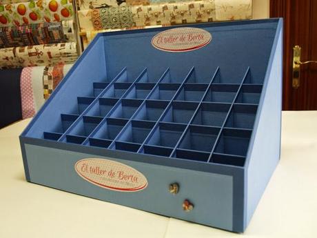 Expositor en cartonnage.