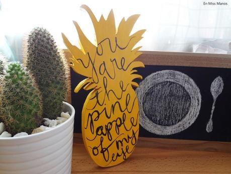 Piña y estrellas de madera Piña y estrellas de madera