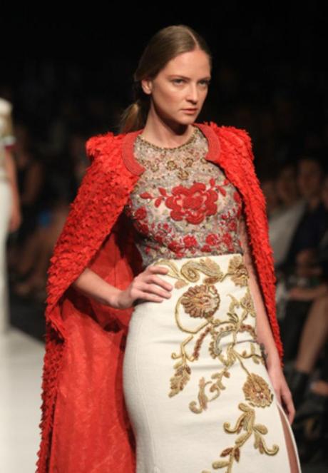 Desfile Ani Alvarez Calderon - LIFWEEKPV15