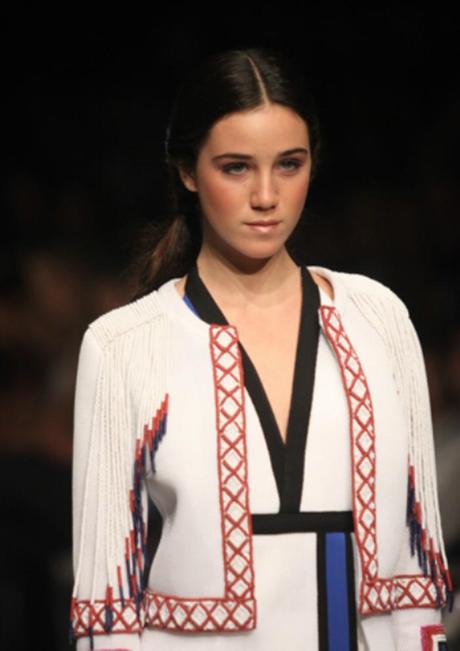 Desfile Ani Alvarez Calderon - LIFWEEKPV15