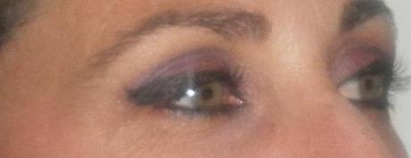 Look Morado y probando Eyeliner líquido y de cumple