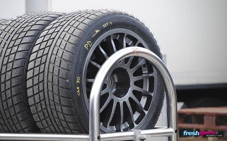 guía sobre neumáticos - Neumáticos con testigos