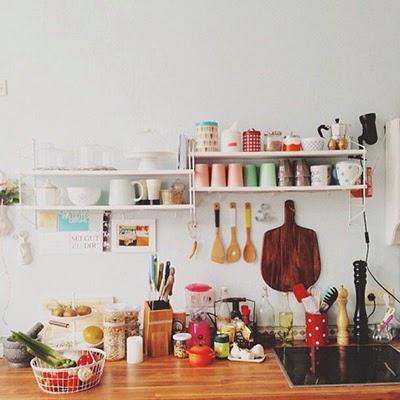 Baldas en la cocina / Shelves at the kitchen