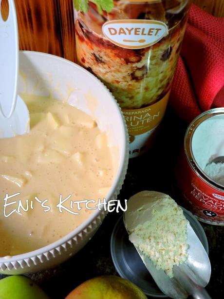 Bizcocho de manzana! y Dayelet  - Chec cu mere!