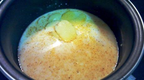 Rollitos de pavo con espárragos y mostaza – Involtini di tacchino con asparagi e senape rollitos de pavo con espárragos y senape, con purea de patata y azafrán