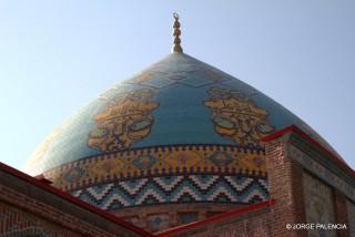 CÚPULA DE LA MEZQUITA AZUL, YEREVÁN