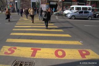 PASO DE CEBRA EN YEREVÁN