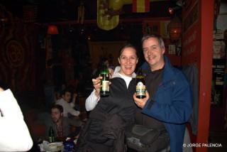 BEA Y JORGE EN EL BAR COLUMET, YEREVÁN