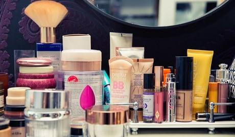 » Ashley Benson - Closet