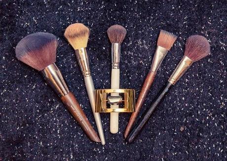 » Ashley Benson - Closet