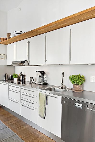 Estilo nórdico más clásico muebles de ikea estilo nórdico clásico diseños más clasicos decoración diseño decoracion interiores decoración salones decoración librerias en casa blog decoración nórdica escandianva